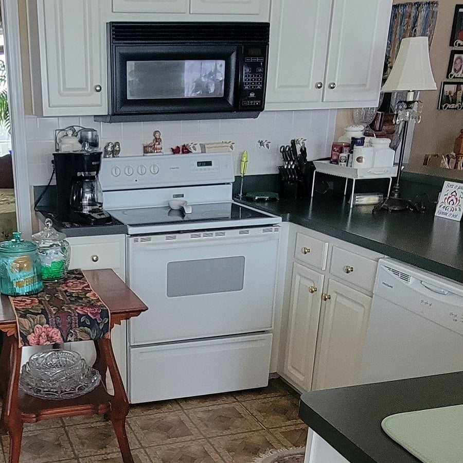 Furnished Finder property 820790_1 photo 8