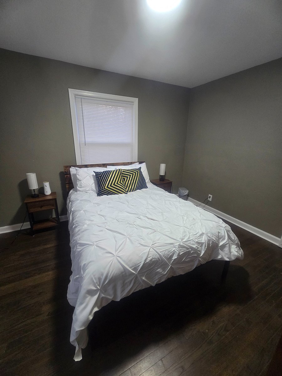 Furnished Finder property 820822_1 photo 17