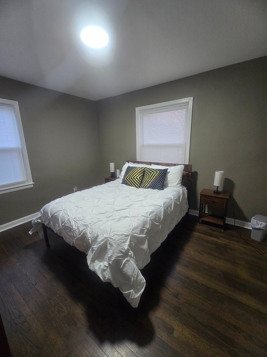 Furnished Finder property 820822_1 photo 18