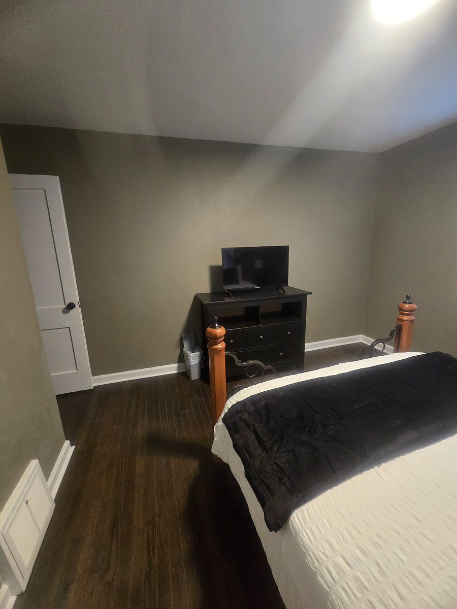 Furnished Finder property 820822_1 photo 23