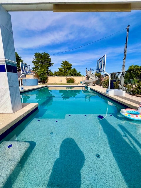 Furnished Finder property 820853_1 photo 16