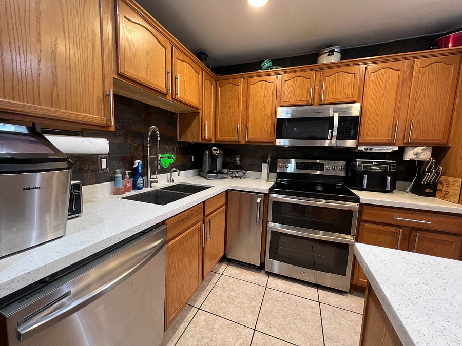Furnished Finder property 820853_1 photo 21