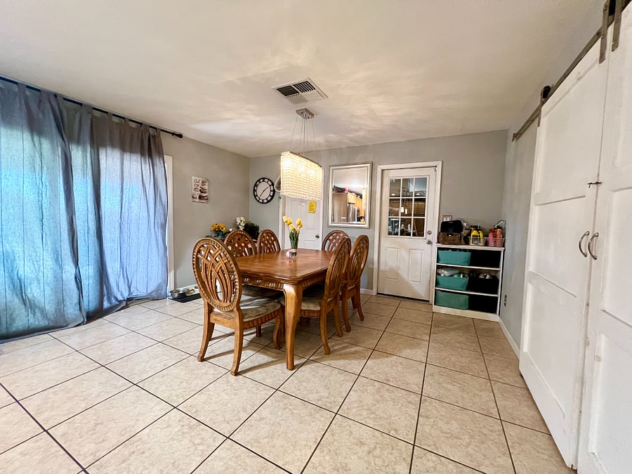 Furnished Finder property 820853_1 photo 22