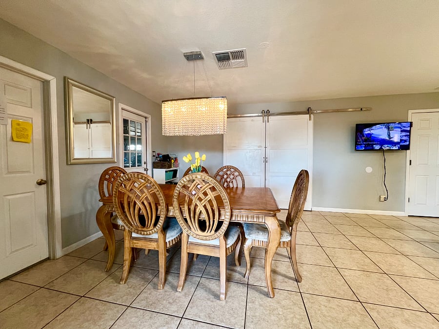 Furnished Finder property 820853_1 photo 15