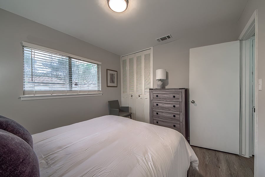 Furnished Finder property 820872_1 photo 18