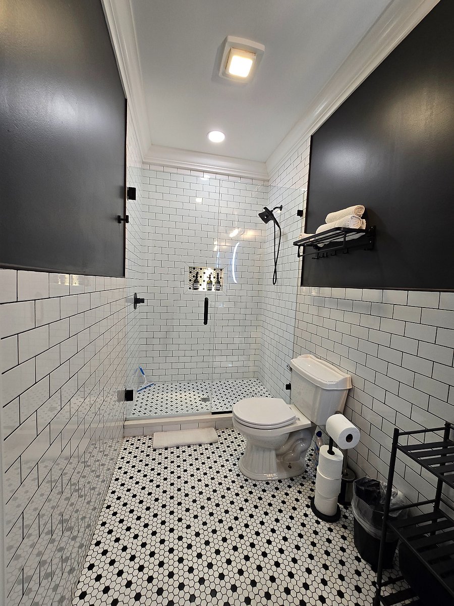 Furnished Finder property 820873_1 photo 16