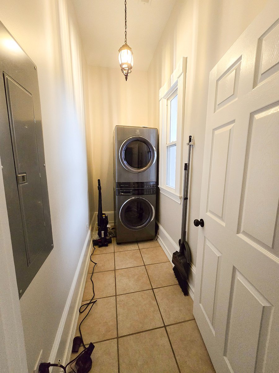 Furnished Finder property 820873_1 photo 24