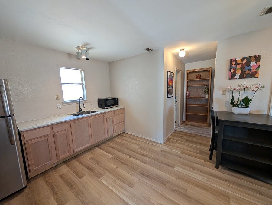 Furnished Finder property 820878_2 photo 3