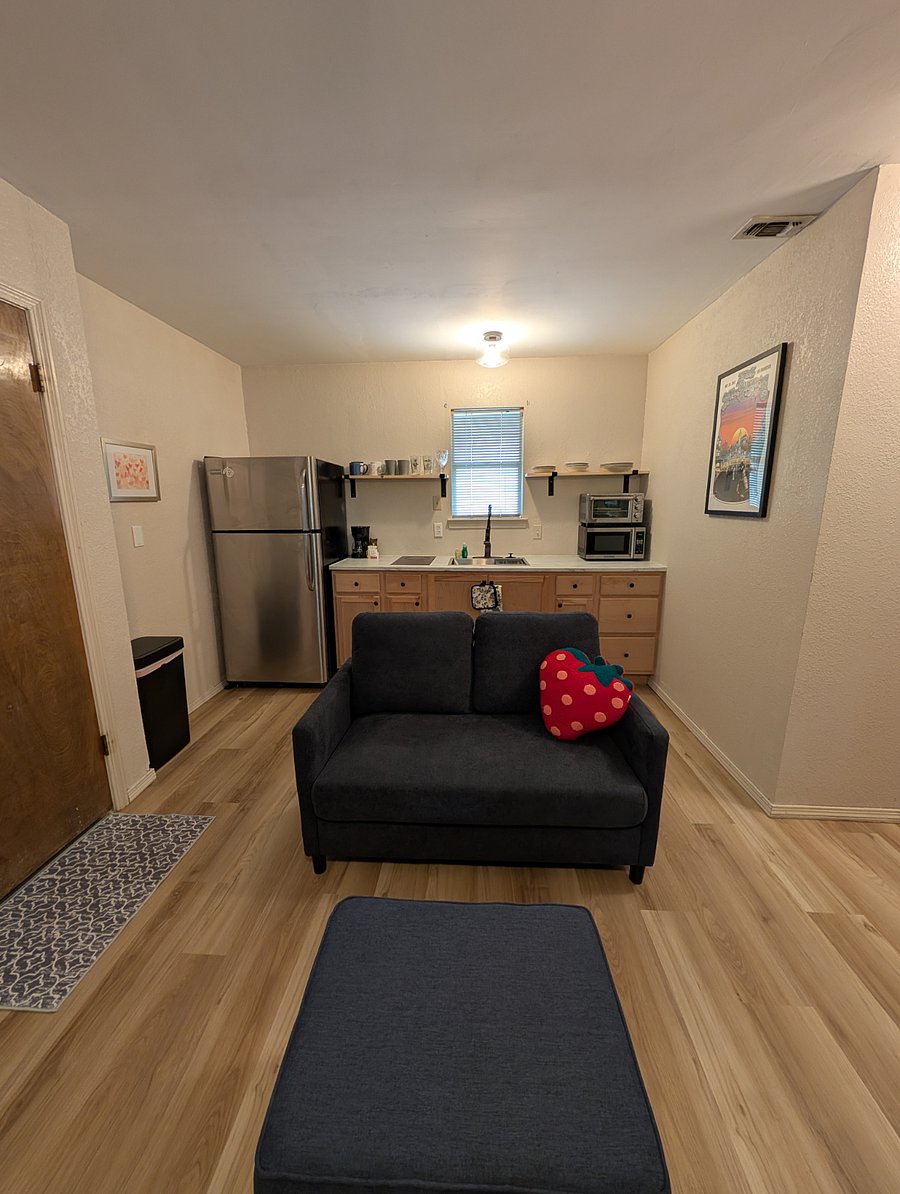 Furnished Finder property 820878_2 photo 14