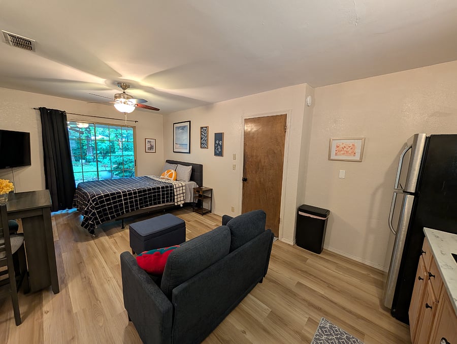 Furnished Finder property 820878_2 photo 15