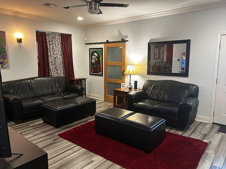 Furnished Finder property 820935_1 photo 3