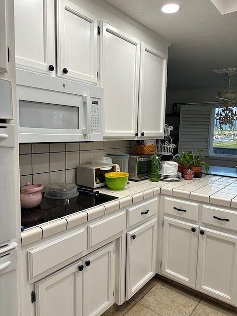 Furnished Finder property 820953_2 photo 8