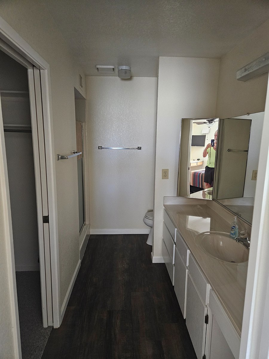 Furnished Finder property 820957_1 photo 7
