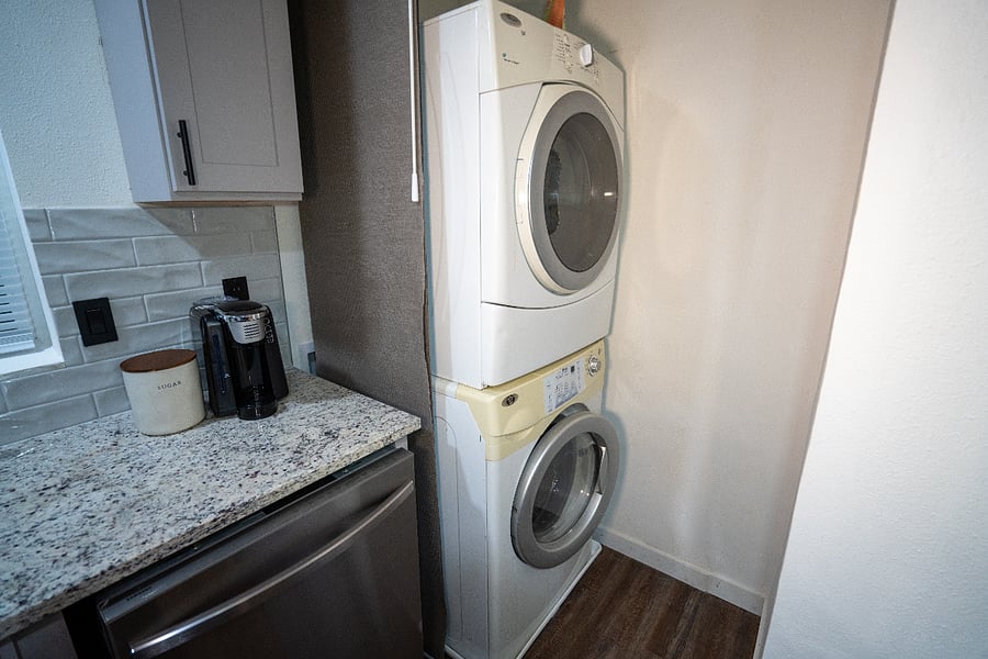 Furnished Finder property 820991_1 photo 7