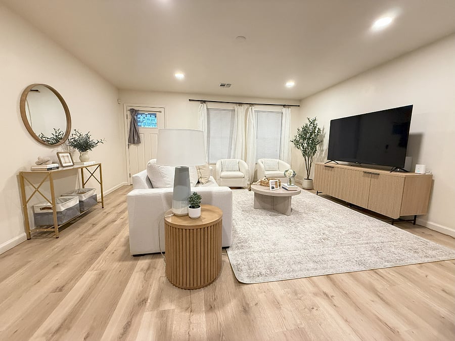 Furnished Finder property 821007_1 photo 3