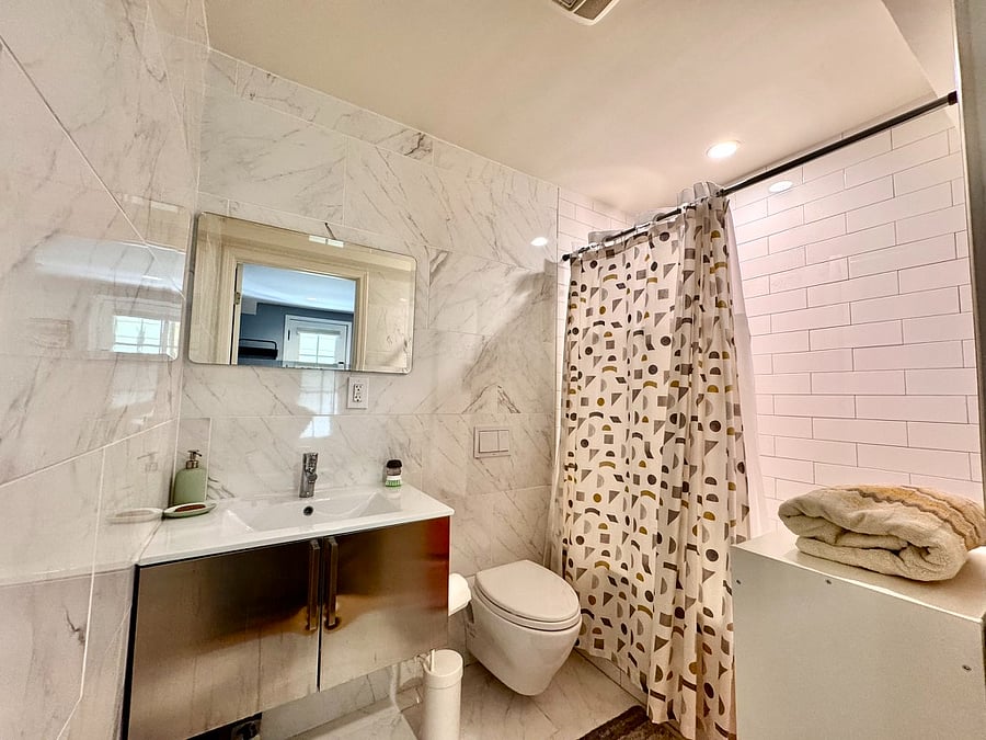 Furnished Finder property 821010_1 photo 7