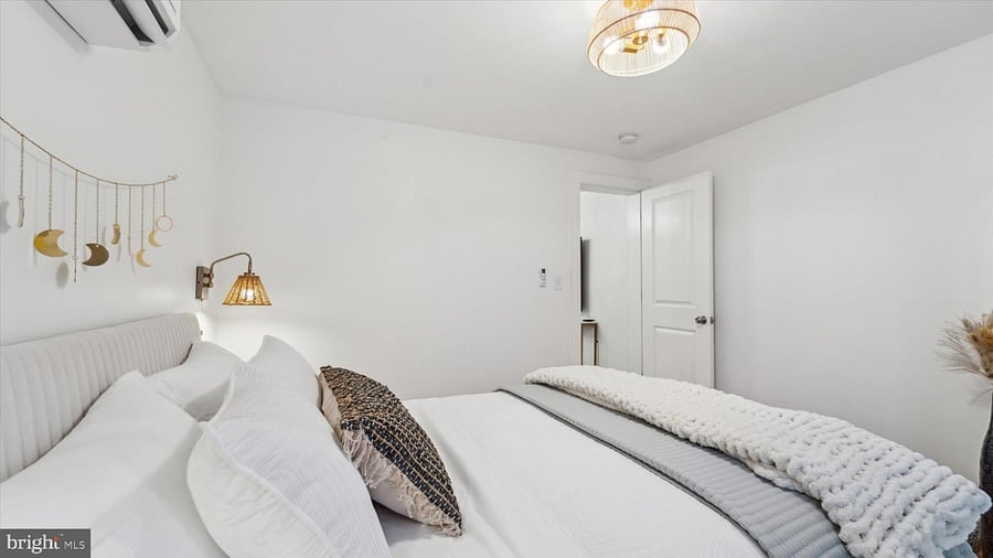 Furnished Finder property 821053_1 photo 12