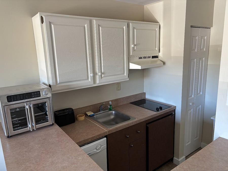 Fully Equipped Kitchenette with Emeril Lagasse Extra Wide air fryer