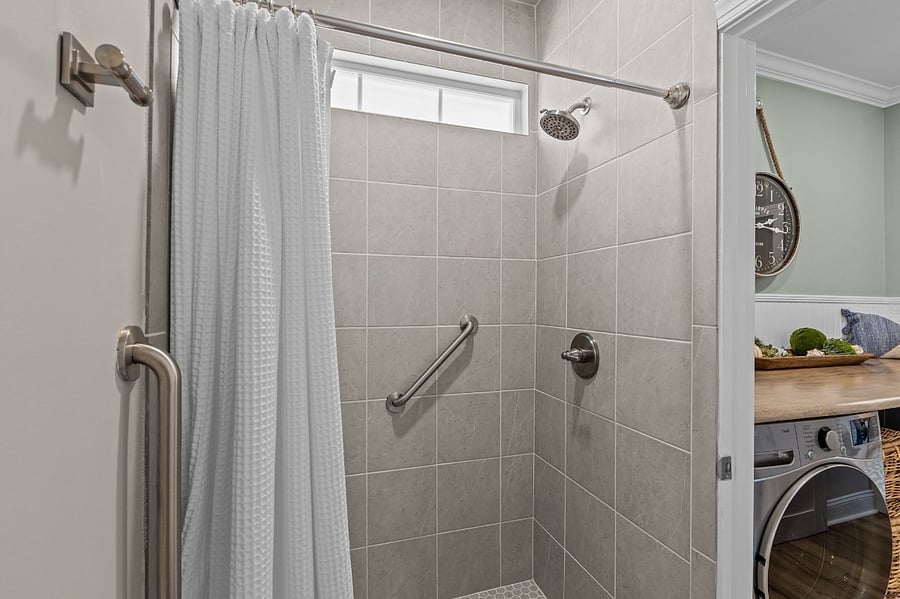 1st Floor Full Shower