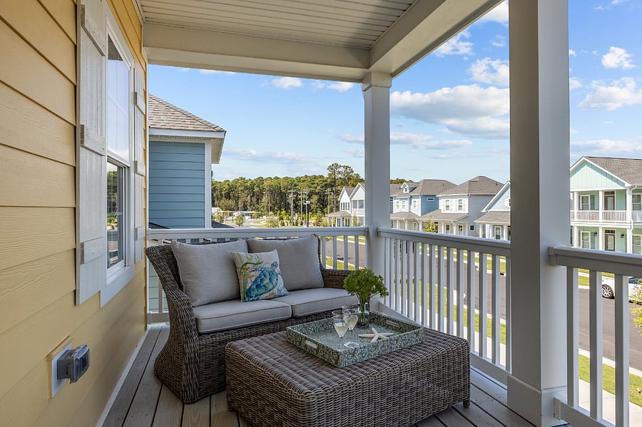 Private upper deck