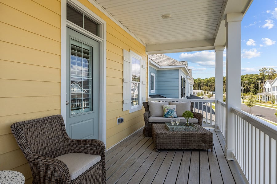 Private upper deck