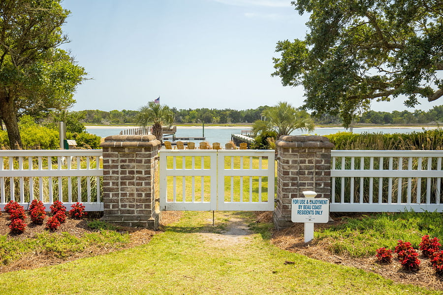 Beau Coast Private Day Dock