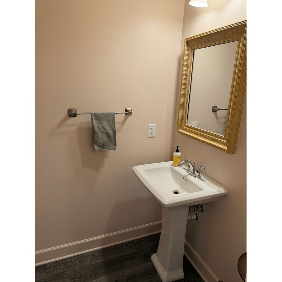 Furnished Finder property 821153_1 photo 8