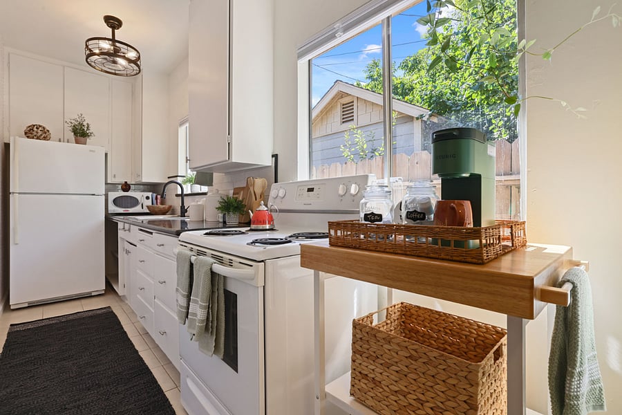 Furnished Finder property 821161_1 photo 12