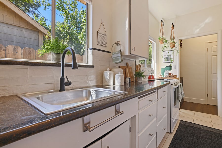 Furnished Finder property 821161_1 photo 14