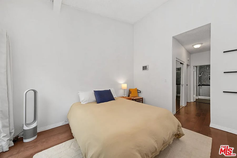 Furnished Finder property 821167_1 photo 27