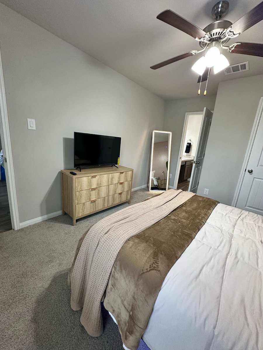 Furnished Finder property 821171_1 photo 2
