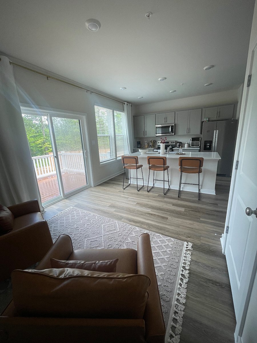 Furnished Finder property 821203_1 photo 11