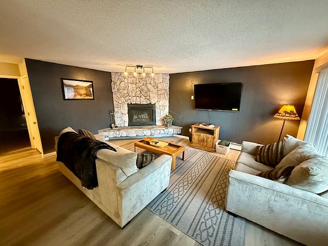 Furnished Finder property 821250_1 photo 3