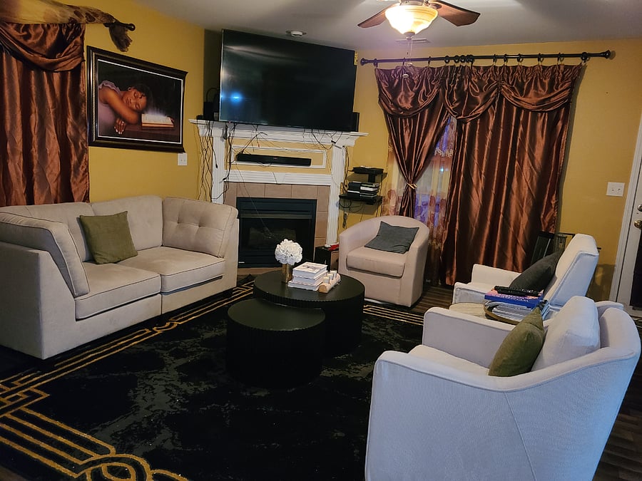 Furnished Finder property 821330_1 photo 3