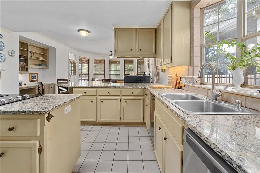 Furnished Finder property 821448_1 photo 6