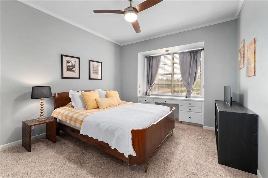 Upstairs bedroom, olympic queen size bed. ( little larger than normal queen size. Shares a Jack and Jill bathroom. black out courtains.