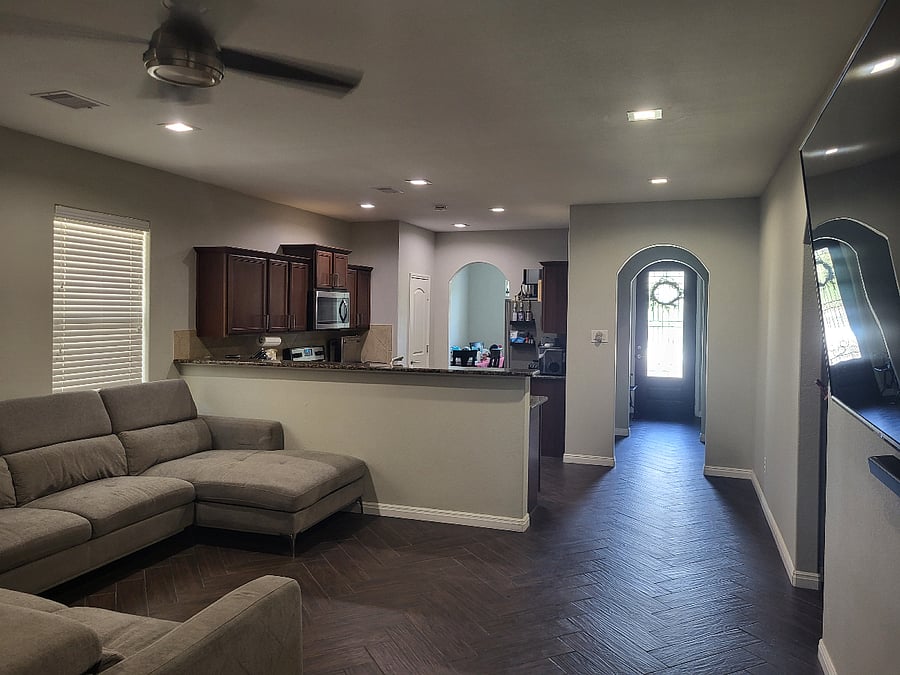 Furnished Finder property 821460_1 photo 2