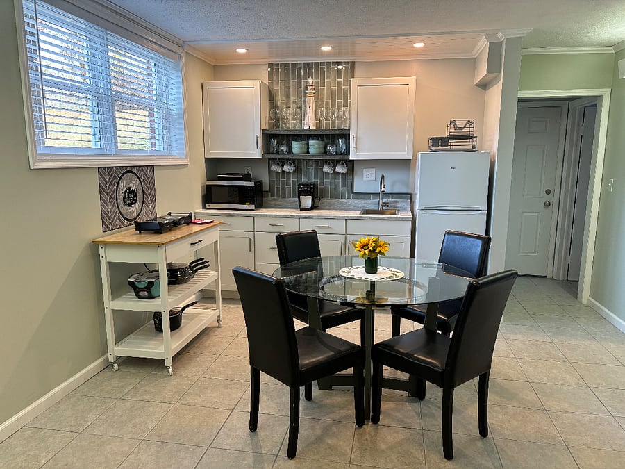 Furnished Finder property 821461_1 photo 4