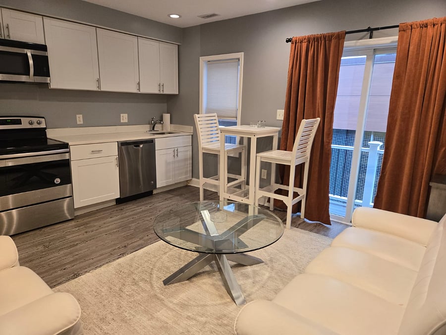 Furnished Finder property 821488_1 photo 3