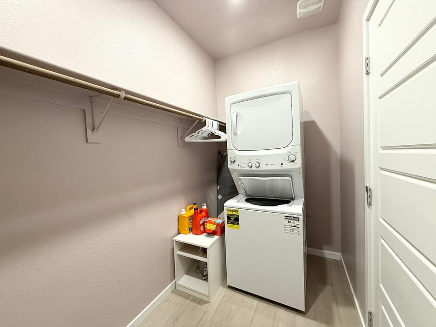 Furnished Finder property 821496_1 photo 11