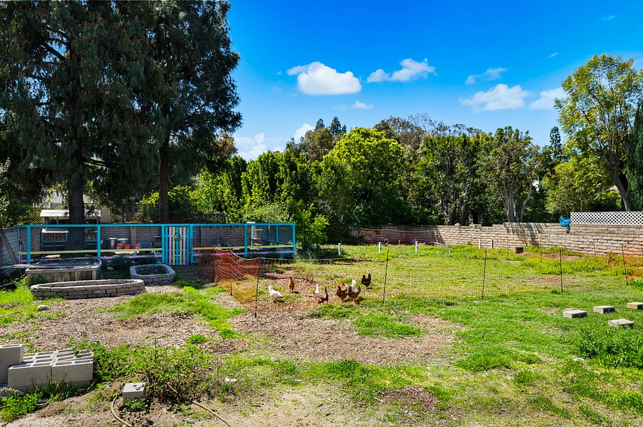 Furnished Finder property 821521_1 photo 25