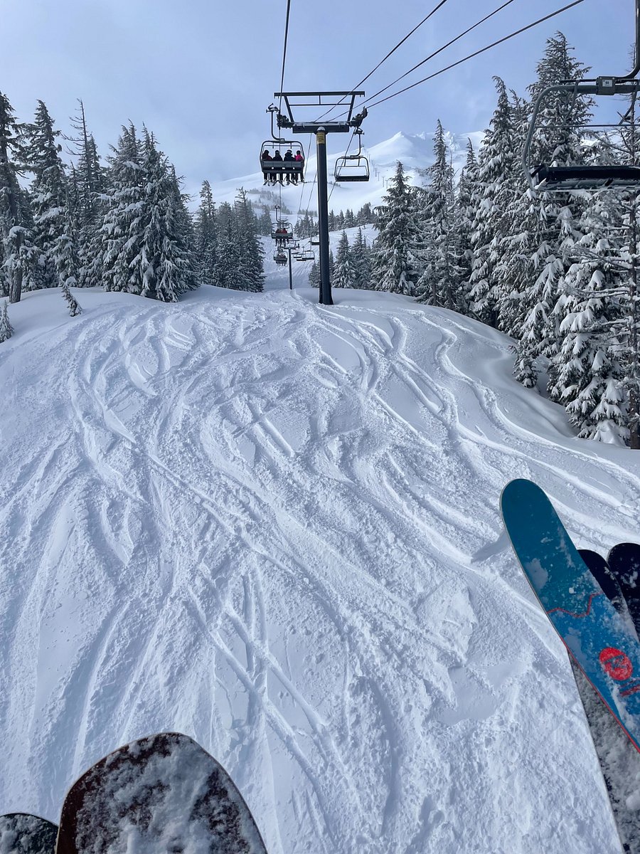 Easy no traffic access to Mt Bachelor (25 min drive)