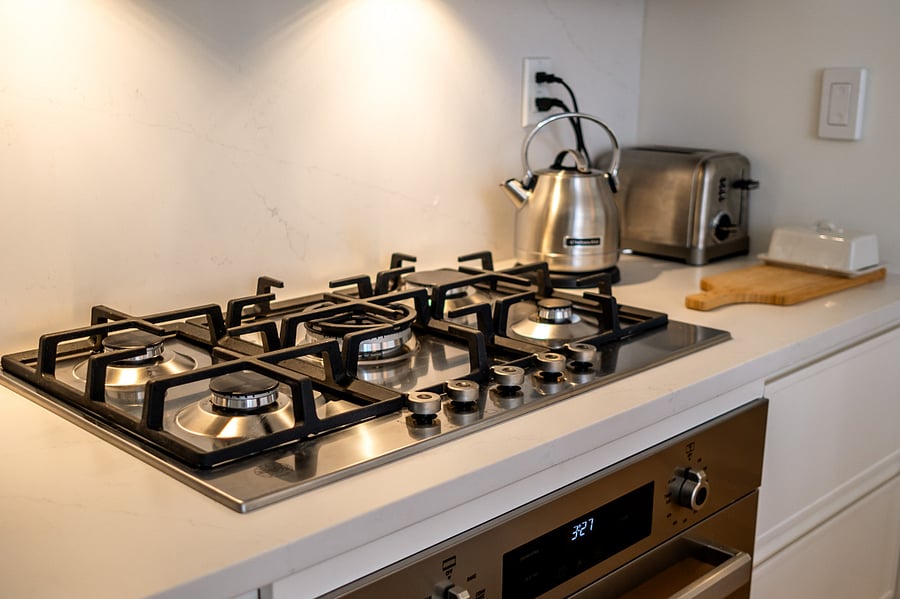Living room, Kitchen, Gas Stove, Toaster, Kettle