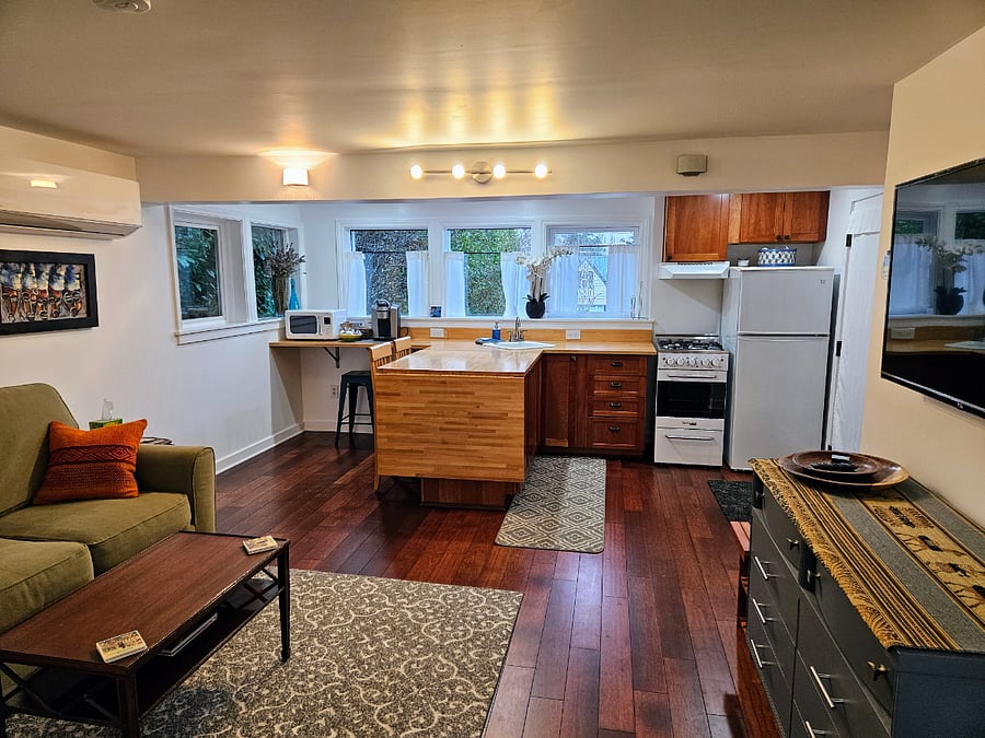 Furnished Finder property 821649_1 photo 9