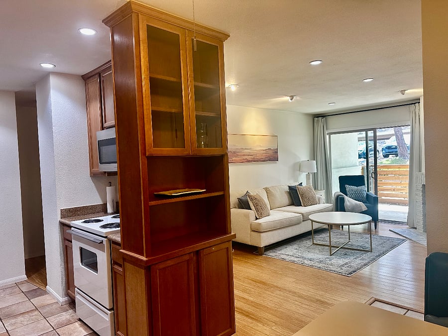 Furnished Finder property 821800_1 photo 8