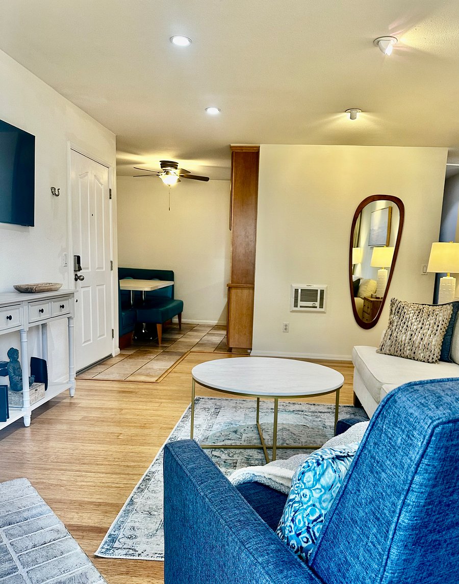 Furnished Finder property 821800_1 photo 4