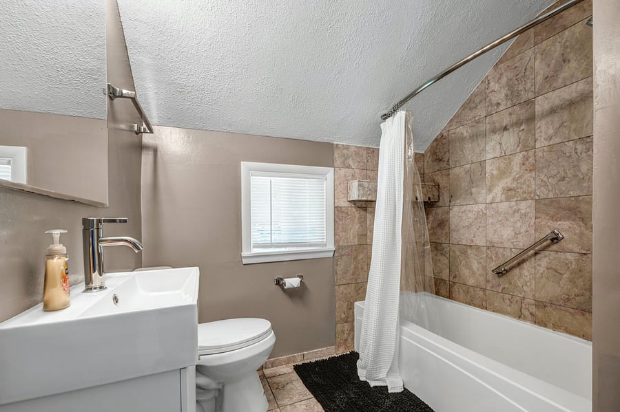 Furnished Finder property 821803_1 photo 17