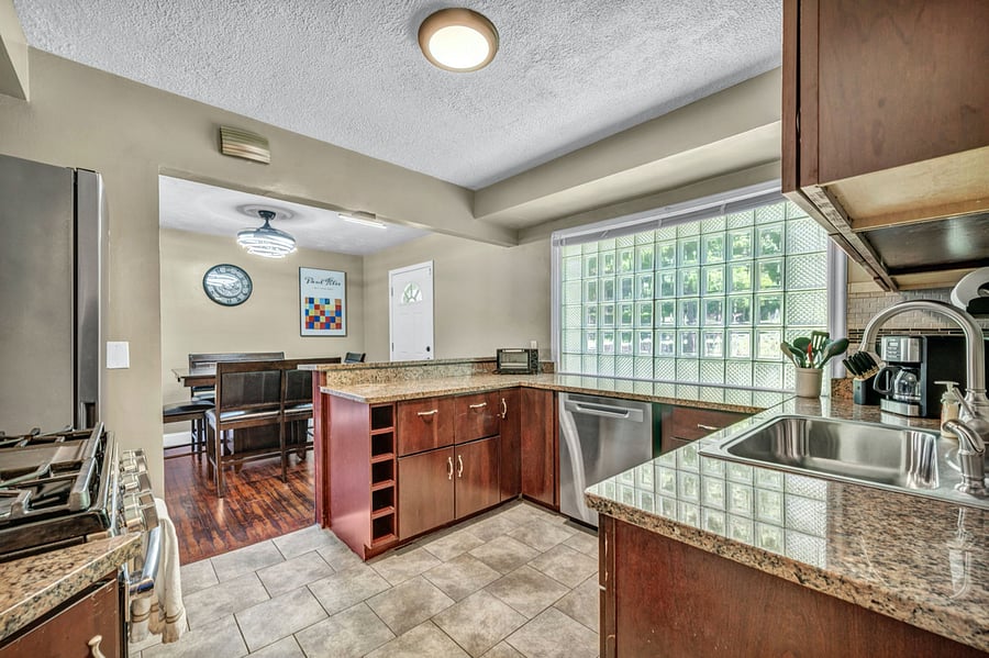Furnished Finder property 821803_1 photo 32