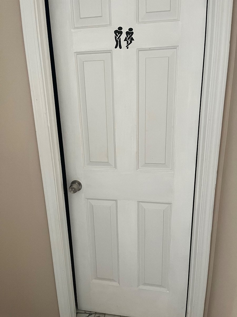 Guest full Bathroom