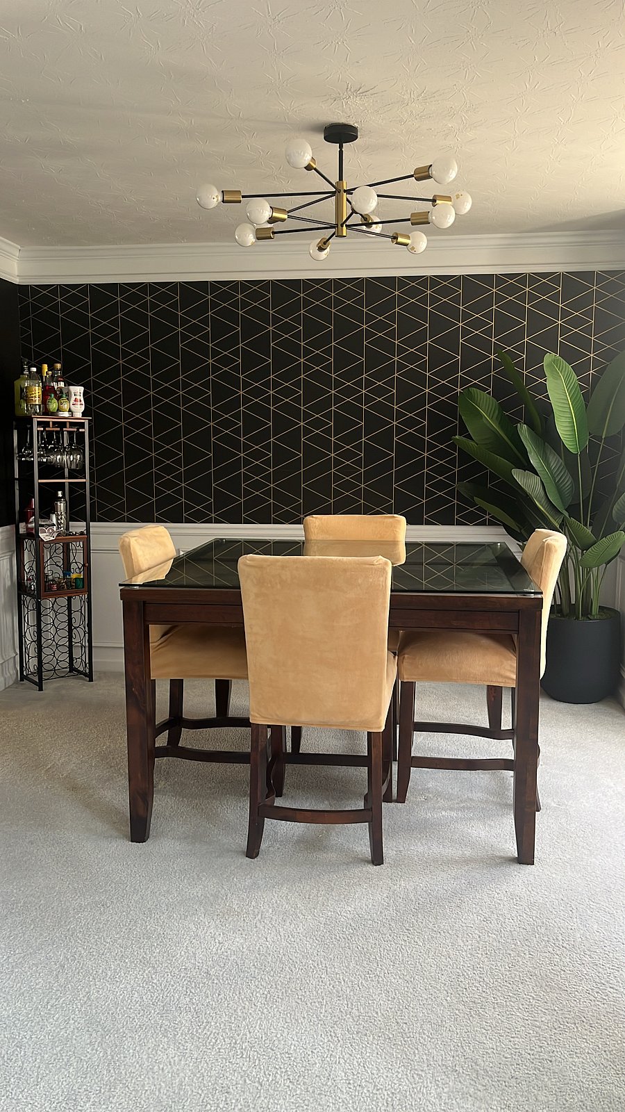 Dining room area open to guests.